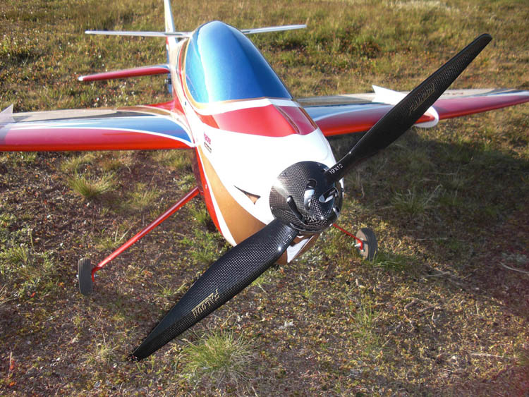 Falcon_19x12V2_electric_carbon_prop-spinner.jpg